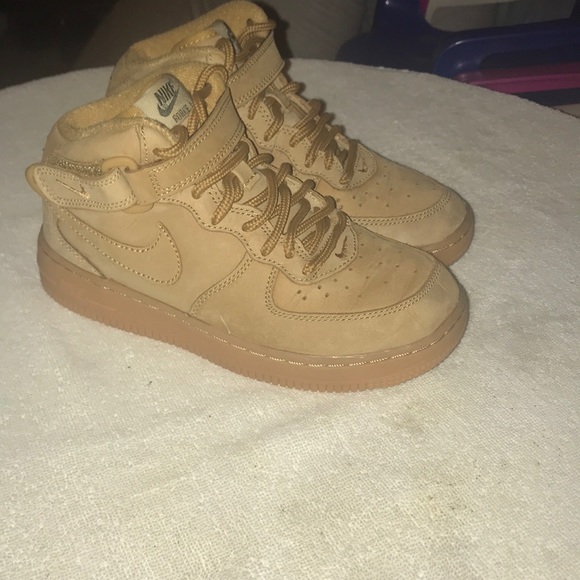 Nike Air Force 1 Flax/Tan hightop - Picture 1 of 5